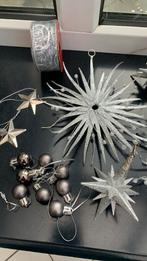 Mooie  kerststerren , ballen en breed zilver lint, Ophalen of Verzenden