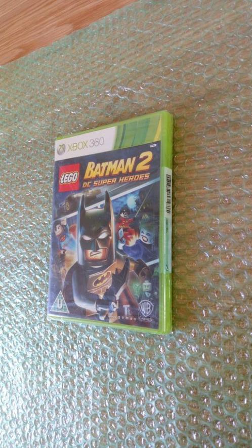 Lego Batman 2 DC Super Heroes Xbox 360, Spelcomputers en Games, Games | Xbox 360, Nieuw, Verzenden