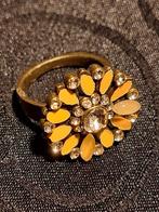 Vintage "bloem" Ring met witte strass, Sieraden, Tassen en Uiterlijk, Ringen, Overige materialen, Ophalen of Verzenden, Dame, Bruin