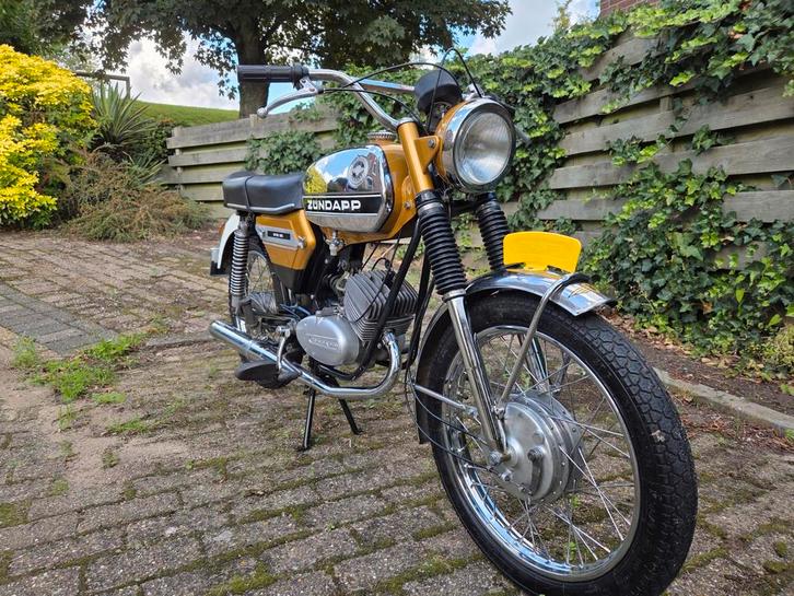 Zundapp GTS 50 - 517-35 liste c bj 75 met nl kenteken, Fietsen en Brommers, Brommers | Zundapp, Gebruikt, GTS50, Maximaal 45 km/u