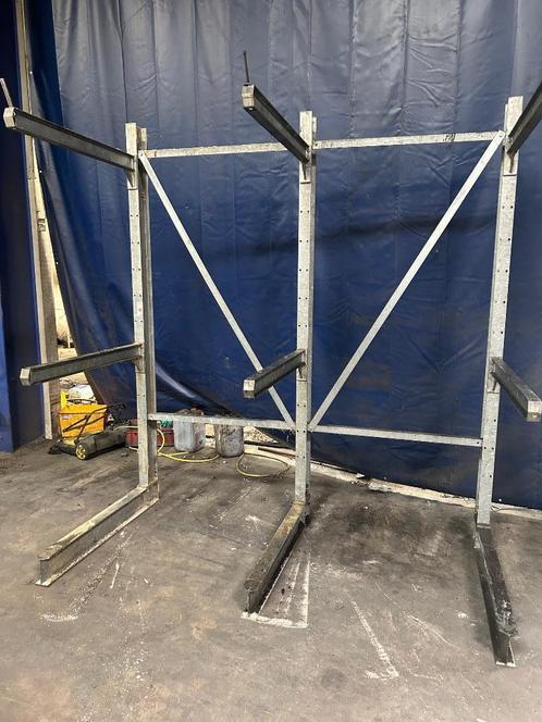 Zware metalen stelling-in hoogte verstelbaar-300 cm hoog, Zakelijke goederen, Kantoor en Winkelinrichting | Magazijn, Stelling en Opslag
