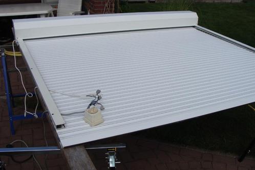 Te koop: Elektrisch en handbediende rolluiken, Doe-het-zelf en Verbouw, Rolluiken, Gebruikt, 100 tot 150 cm, 150 tot 200 cm, Wit