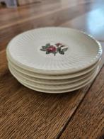 8 schotels Wedgwood Moss Rose of Etruria, Ophalen of Verzenden, Zo goed als nieuw, Wedgwood, Kop(pen) en/of Schotel(s)