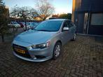 Mitsubishi Lancer 1.5 Mivec Sportback 2010 Grijs, Auto's, Mitsubishi, Voorwielaandrijving, 4 cilinders, Handgeschakeld, 550 kg