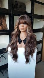 Pruik met Pony/Lok: Bruin met lichtere plukjes, slagje, Sieraden, Tassen en Uiterlijk, Uiterlijk | Haarverzorging, Ophalen of Verzenden