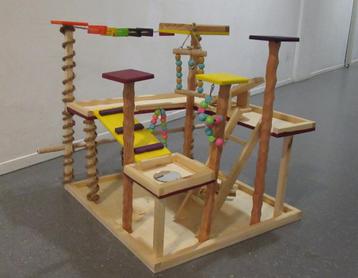 Leuke vogelspeeltuin, bijvoorbeeld voor parkieten  beschikbaar voor biedingen