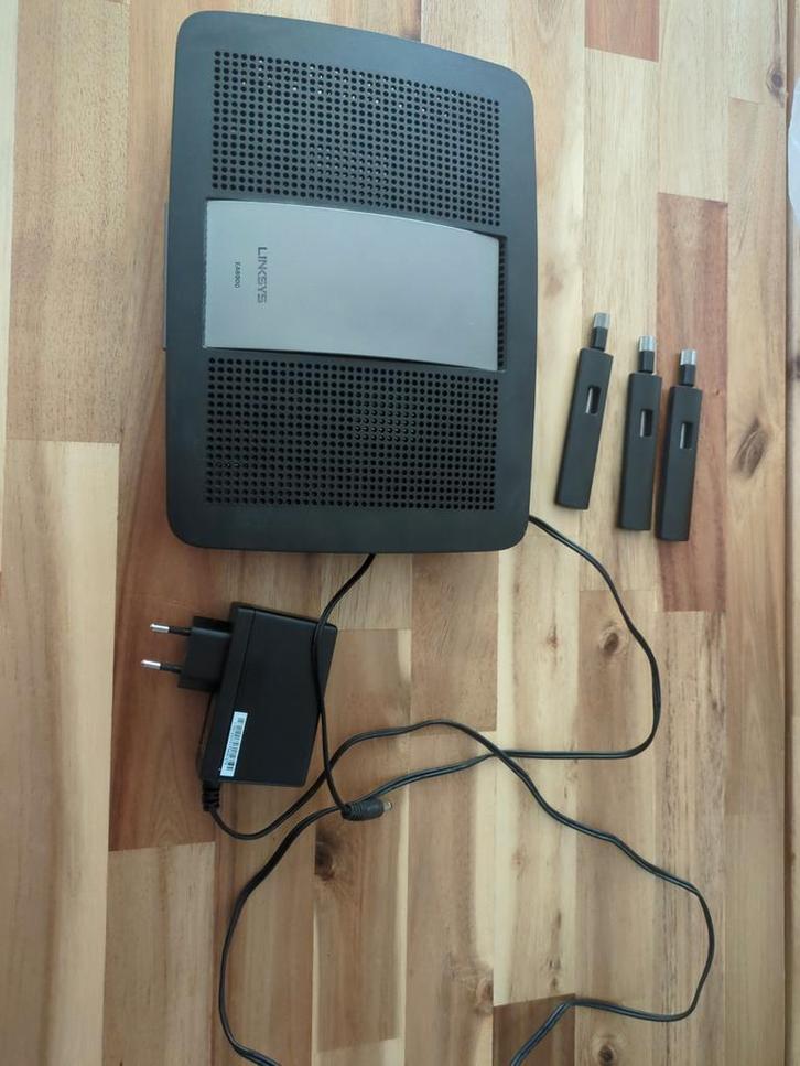 Linksys EA6900 Router - Snelle WiFi!, Computers en Software, Routers en Modems, Ophalen