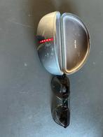 Originele Prada zonnebril - zo goed als nieuw!, Sieraden, Tassen en Uiterlijk, Zonnebrillen en Brillen | Heren, Ophalen of Verzenden