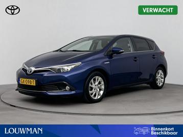 Toyota Auris 1.8 Hybrid Dynamic | Trekhaak | Privacy glass | beschikbaar voor biedingen