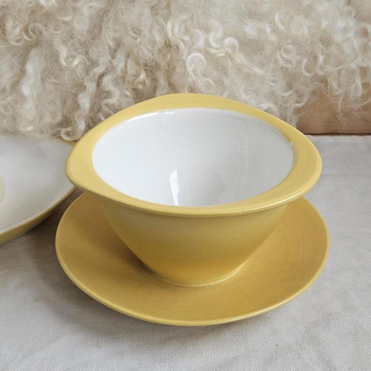 Plateelbakkerijk Zuid Holland Gouda juskom geel, Antiek en Kunst, Antiek | Servies los, Ophalen of Verzenden