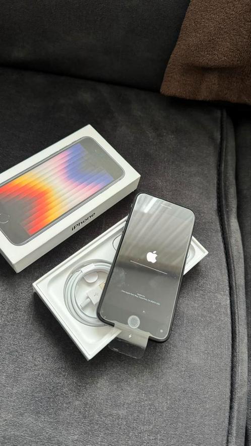 iPhone SE 2022 64GB Nieuw met Garantie!, Telecommunicatie, Mobiele telefoons | Apple iPhone, Nieuw, 64 GB, Zonder abonnement, Zonder simlock
