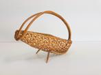 Vintage wijnfleshouder webbing boho gevlochten rotan ‘60, Ophalen of Verzenden, Gebruikt, Overige gebieden, Rode wijn