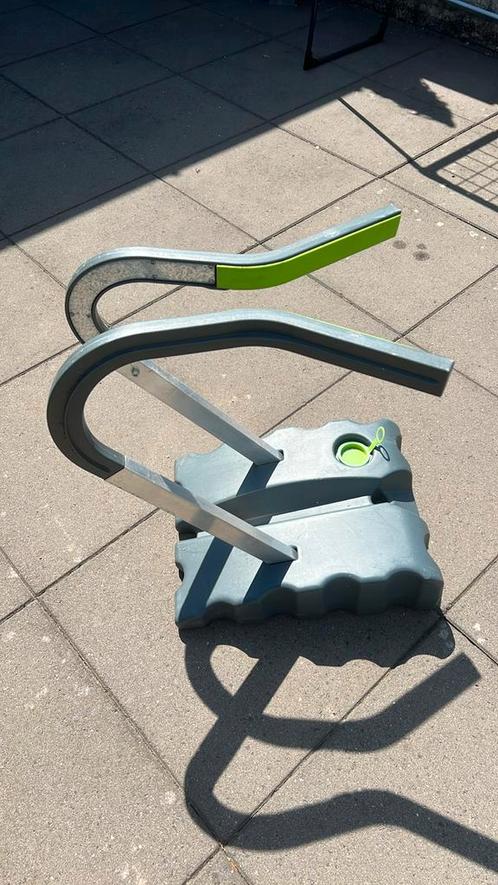 Verplaatsbaar fietsrek voor elektrische fiets, Fietsen en Brommers, Fietsaccessoires | Fietsenrekken, Ophalen