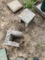 Gratis 2x betonnen element 24x24x24 gratis, Ophalen, Gebruikt, Beton, Overige typen