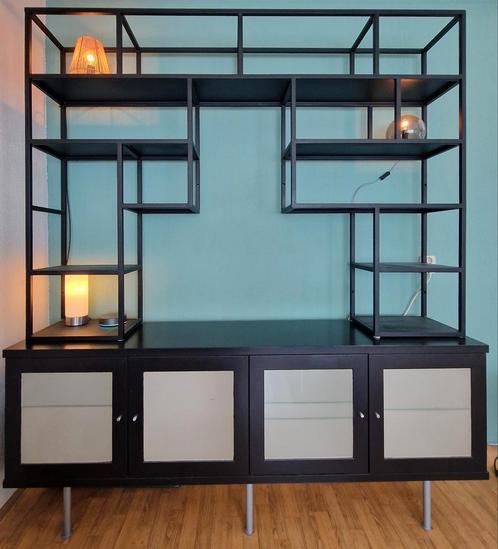 Tweedelige unieke kast met los stalen frame, Huis en Inrichting, Kasten | Wandmeubels, Gebruikt, 150 tot 200 cm, 150 tot 200 cm