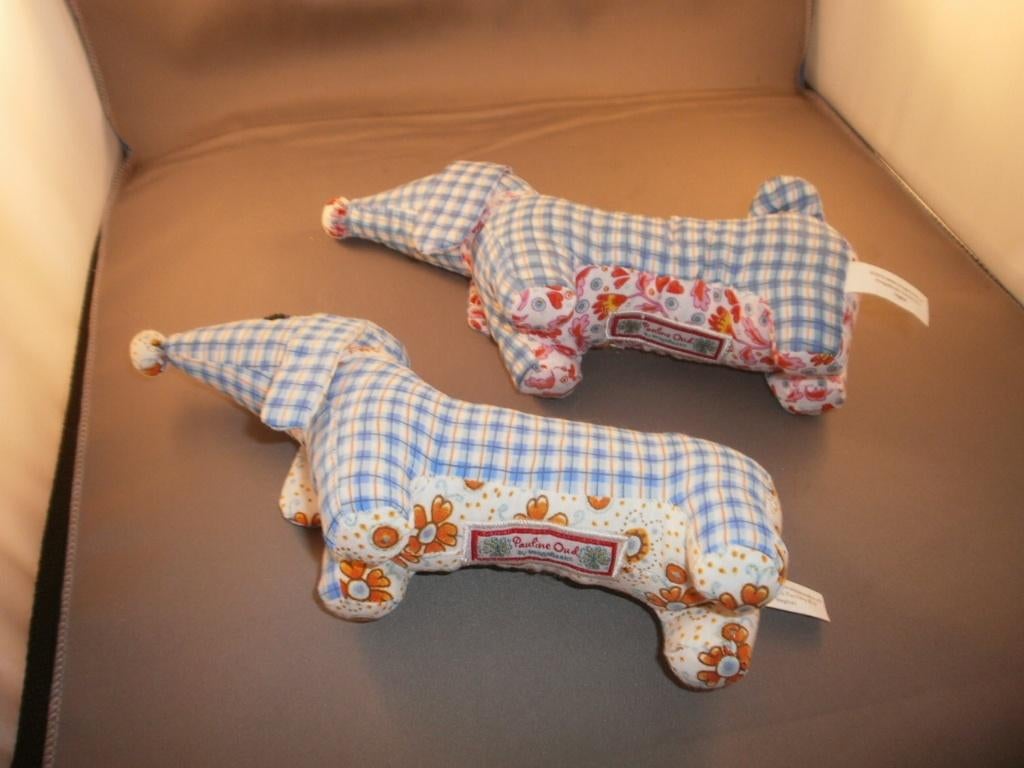 Pauline oud by imagebooks teckels hond 2010 gebloemd/geruit, Kinderen en Baby's, Speelgoed | Knuffels en Pluche, Ophalen of Verzenden