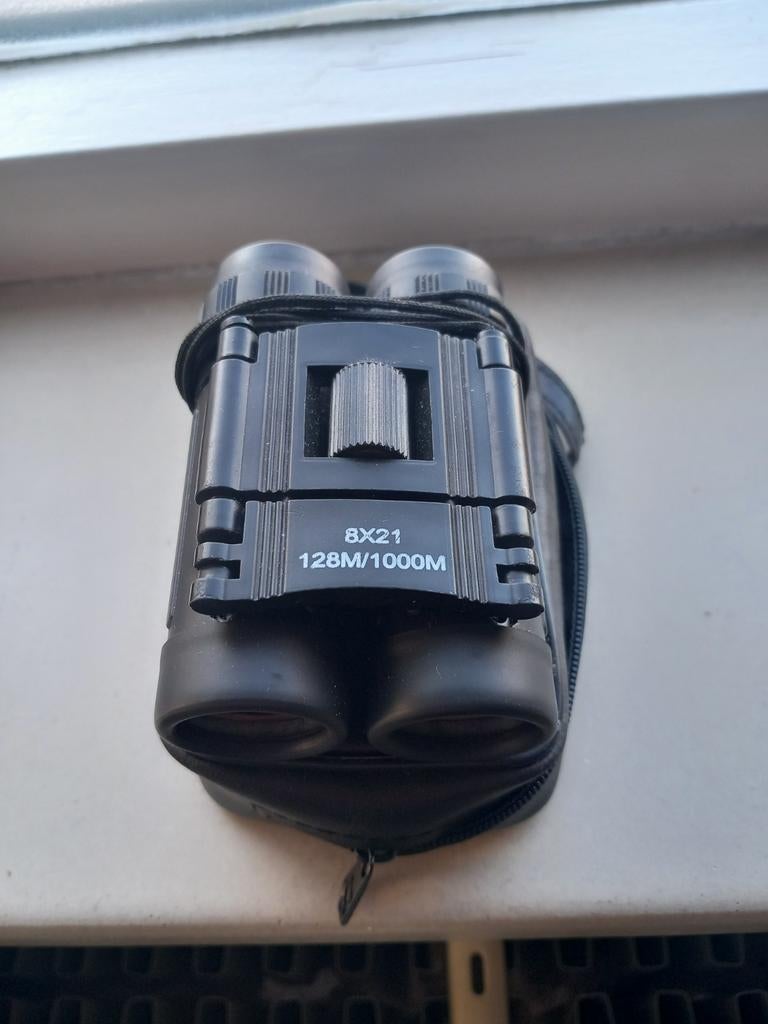 Kleine verrekijker 8x21, Audio, Tv en Foto, Optische apparatuur | Verrekijkers, Dakkant (recht), Ophalen of Verzenden, Zo goed als nieuw