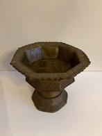 19e-eeuws Minangkabau / Maleis messing footed betel-stand, Antiek en Kunst, Antiek | Koper en Brons, Ophalen, Koper