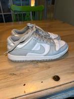 Nike Dunk Low maat 40, Kleding | Dames, Schoenen, Ophalen of Verzenden, Zo goed als nieuw, Blauw