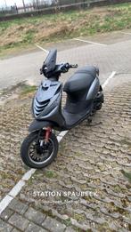 Piaggo zip 80cc 4t, Fietsen en Brommers, Scooters | Piaggio, Ophalen of Verzenden, Zo goed als nieuw, Benzine, Zip