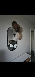 Mooie ovale spiegel met zwarte rand, Huis en Inrichting, Woonaccessoires | Spiegels, Ophalen, Zo goed als nieuw, Minder dan 100 cm