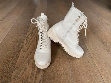 Guess schoenen - Maat 37, leder beschikbaar voor biedingen