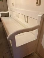 Witte houten klepbank, Ophalen