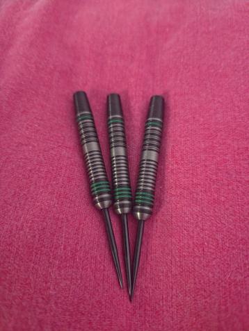 Harrows darts 26 gram. beschikbaar voor biedingen