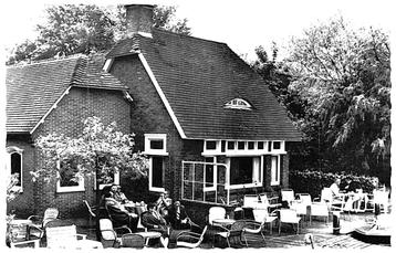 938910	De Kaag	ZH Jr 60 70 Pannekoekenhuisje	Tante Kee	Nette beschikbaar voor biedingen