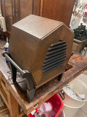 Oude luidspreker jaren 30 beschikbaar voor biedingen