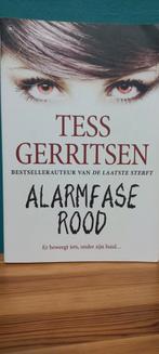 Tess Gerritsen - Alarmfase rood, Boeken, Ophalen of Verzenden, Zo goed als nieuw, Tess Gerritsen