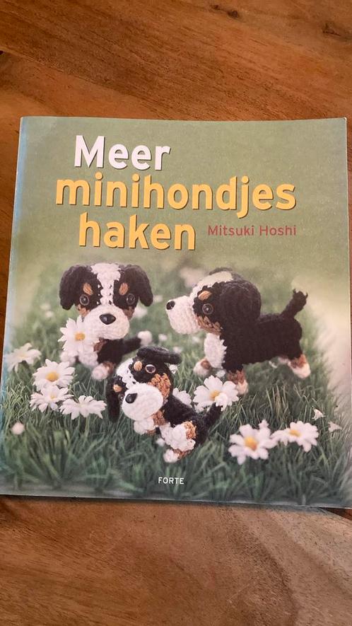 Mitsuki Hoshi - Meer minihondjes haken, Boeken, Hobby en Vrije tijd, Nieuw, Breien en Haken, Ophalen of Verzenden
