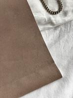 Twee op maat gemaakte, verduisterende rolgordijnen, Huis en Inrichting, Stoffering | Gordijnen en Lamellen, Ophalen, Zo goed als nieuw