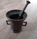 Een prachtige zware koperen of bronzen vijzel met stamper., Ophalen of Verzenden