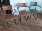 3 Vintage Buisframe Stoelen met Armleuningen gispen de wit, Huis en Inrichting, Stoelen, Gebruikt, Vintage, Ophalen of Verzenden