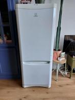 Gratis Indesit koelvriescombinatie ophalen over ca 2 weken, Met vriesvak, Gebruikt, 140 tot 160 cm, 45 tot 60 cm