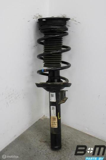 Veerpoot voorzijde L of R VW Golf 7 5Q0413023FJ beschikbaar voor biedingen