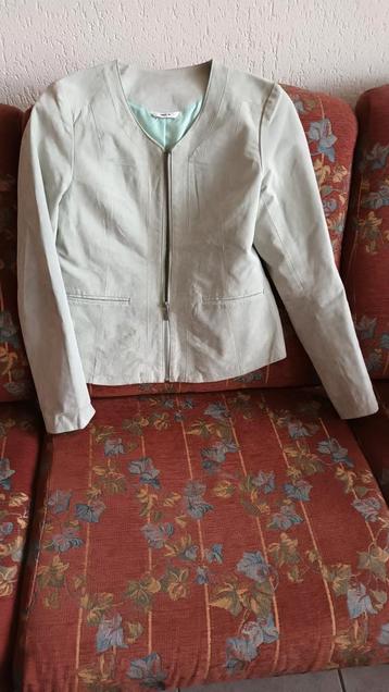 HEMA Jasje Maat 38/40 (M) beschikbaar voor biedingen