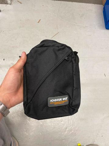 Zwart Schoudertasje - Nieuw beschikbaar voor biedingen