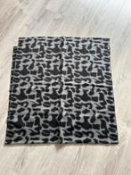 Grote sjaal met print, Ophalen of Verzenden, Zo goed als nieuw, Maat 46/48 (XL) of groter, Sjaal