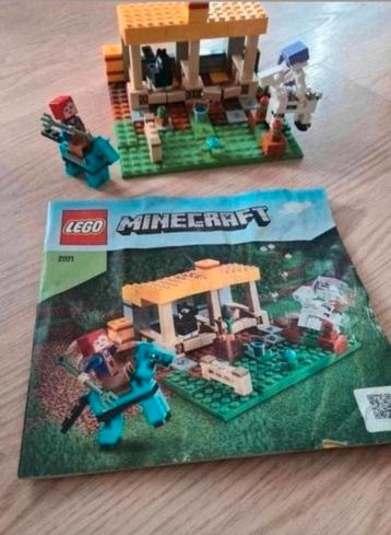 Minecraft lego 21171 compleet beschikbaar voor biedingen