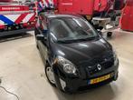 Renault Twingo 1.2 16V 2011 Zwart, Auto's, 74 pk, 4 cilinders, 4 stoelen, Zwart