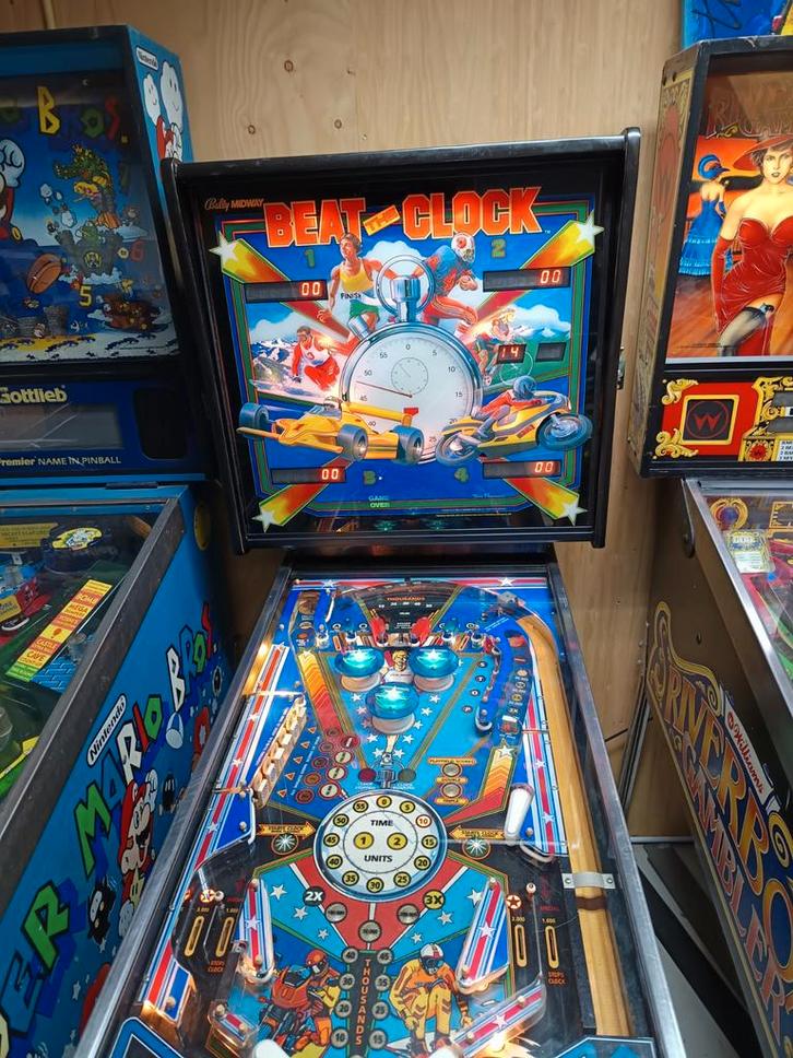 Bally beat the clock 4 player pinball, Verzamelen, Automaten | Flipperkasten, Zo goed als nieuw, Elektronisch, Flipperkast, Bally