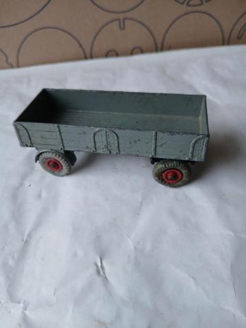 Grote grijze aanhanger. Dinky toys, opknapper  beschikbaar voor biedingen
