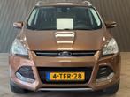 Ford Kuga 1.6 Titanium PANORAMADAK NAVIGATIE BLUETOOTH STOEL, Auto's, Ford, Voorwielaandrijving, 15 km/l, Gebruikt, 4 cilinders