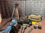 Nikon analoog camera met toebehoren, Audio, Tv en Foto, Fotografie | Statieven en Balhoofden, Ophalen, Zo goed als nieuw, Driepoot