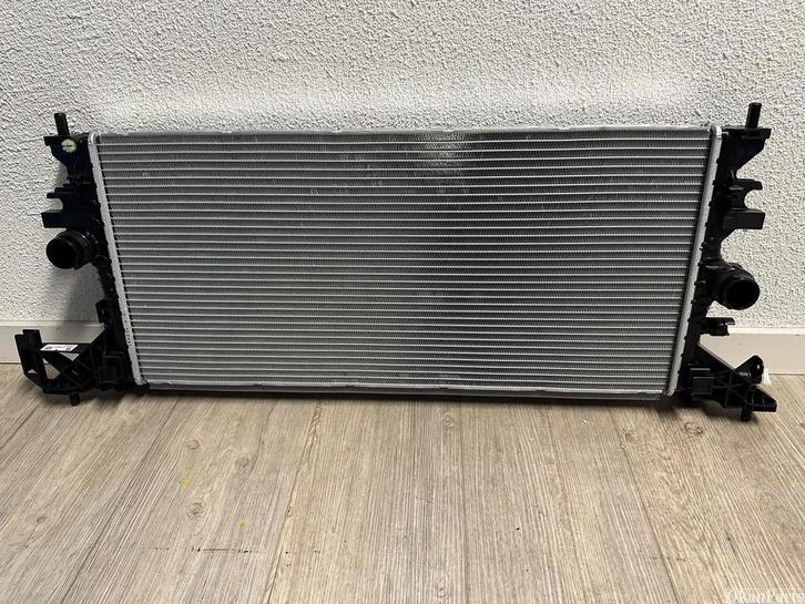 Opel Astra K radiateur 39185893, Auto-onderdelen, Airco en Verwarming, Opel, Gebruikt, Ophalen of Verzenden