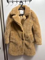 Bershka Teddy Jas - Maat S, Beige, Zo goed als nieuw, Maat 36 (S), Bershka