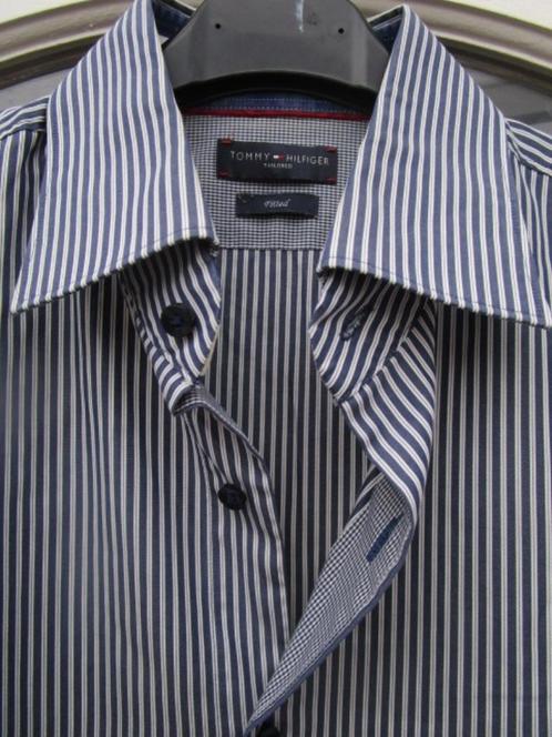 Keurig, slankafkledend  Tommy Hilfiger overhemd maat 40=L, Kleding | Heren, Overhemden, Zo goed als nieuw, Halswijdte 41/42 (L)