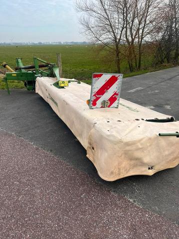Krone/niemeyer maaier rubber schuif beschikbaar voor biedingen